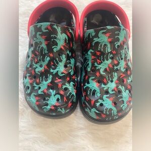 Joybees Boys Varsity Clogs Dino Bolt Red kids‎ C 13 NWT
